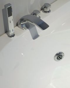 Vasca da bagno idromassaggio angolare, cm.150x150