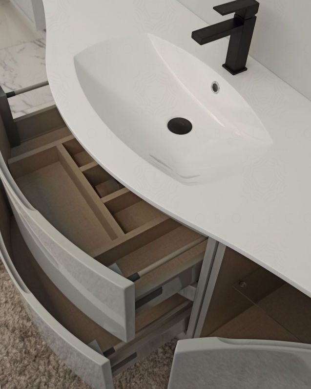 Mobile bagno sospeso Greta, curvo, cm.138 con specchio led Mobile bagno sospeso Greta, curvo, cm.138 con specchio led