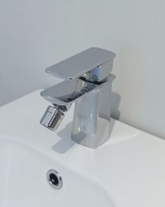 Coppia rubinetti lavabo-bidet Nausica