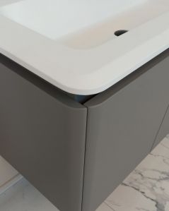 Mobile bagno sospeso 94 cm con cassetti e lavabo in resina -