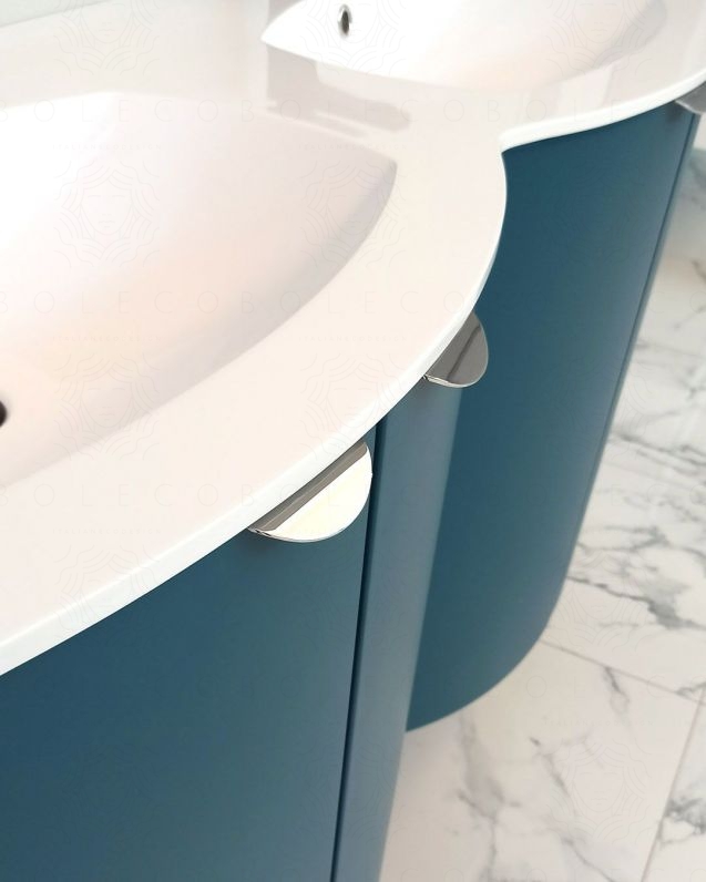 Mobile da bagno sospeso curvo 138 cm con ante e doppio lavabo -