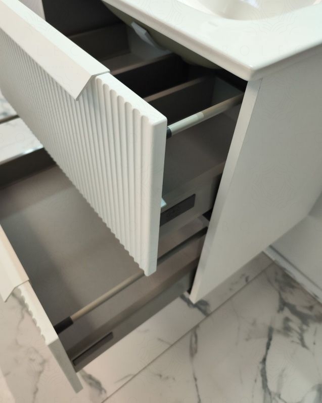 Mobile bagno sospeso Dorotea cm 100 con lavabo in ceramica Mobile bagno sospeso Dorotea cm 100 con lavabo in ceramica