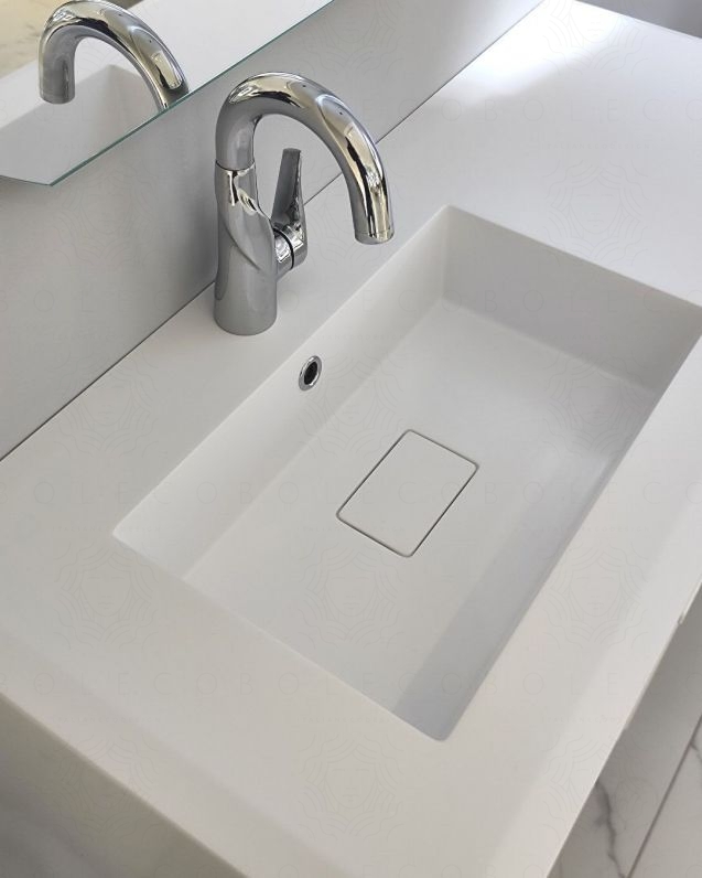 Mobile bagno Vittoria cm 106 con lavabo in resina rigenerabile