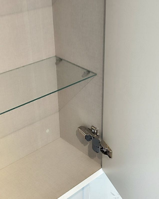 Colonna bagno Vittoria cm 40x100 con vetro marmorizzato Colonna bagno Vittoria cm 40x100 con vetro marmorizzato