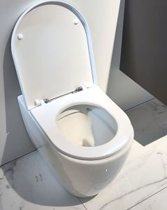 Vaso filomuro in ceramica Fusion, copriwater soft-close