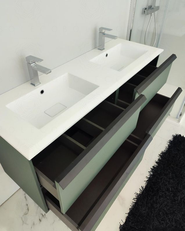 Mobile bagno sospeso Laguna cm 140 e doppio lavabo in resina Mobile bagno sospeso Laguna cm 140 e doppio lavabo in resina