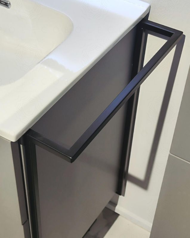 Piede singolo nero opaco con porta asciugamano per mobile bagno Piede singolo nero opaco con porta asciugamano per mobile bagno