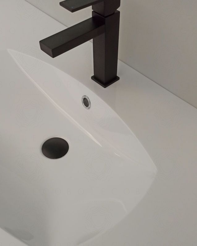 Mobile bagno sospeso Greta, curvo, 138 cm