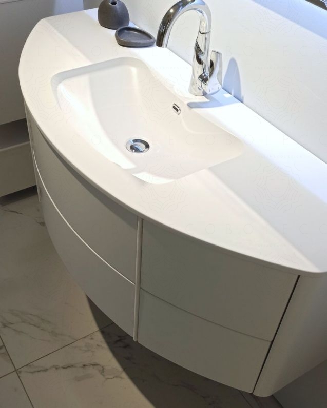 Mobile bagno sospeso Olimpia 120 cm bianco opaco con specchio led Mobile bagno sospeso Olimpia 120 cm bianco opaco con specchio led