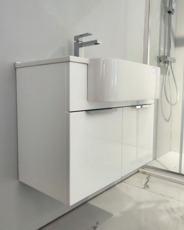 Mobile bagno sospeso Kelly 70 cm bianco opaco con ante e lavabo in resina Mobile bagno sospeso Kelly 70 cm bianco opaco con ante e lavabo in resina