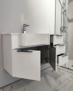 Mobile bagno sospeso Kelly 100 cm bianco lucido con ante e cassetti e lavabo in resina