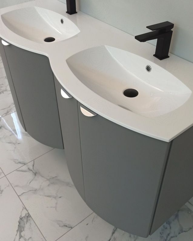 Mobile da bagno sospeso curvo 138 cm grigio medio con ante e doppio lavabo - Luna
