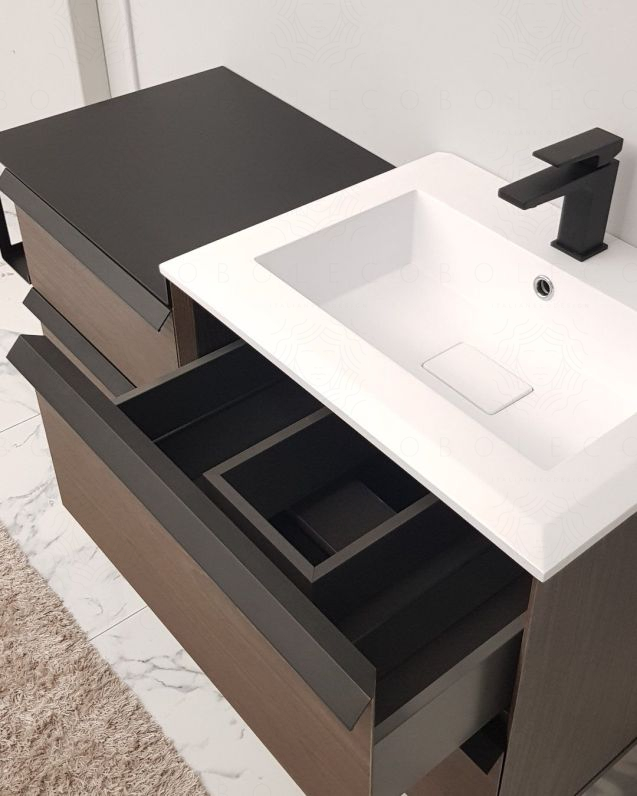Mobile bagno sospeso Ghibli 115 cm rovere scuro con specchio led Mobile bagno sospeso Ghibli 115 cm rovere scuro con specchio led