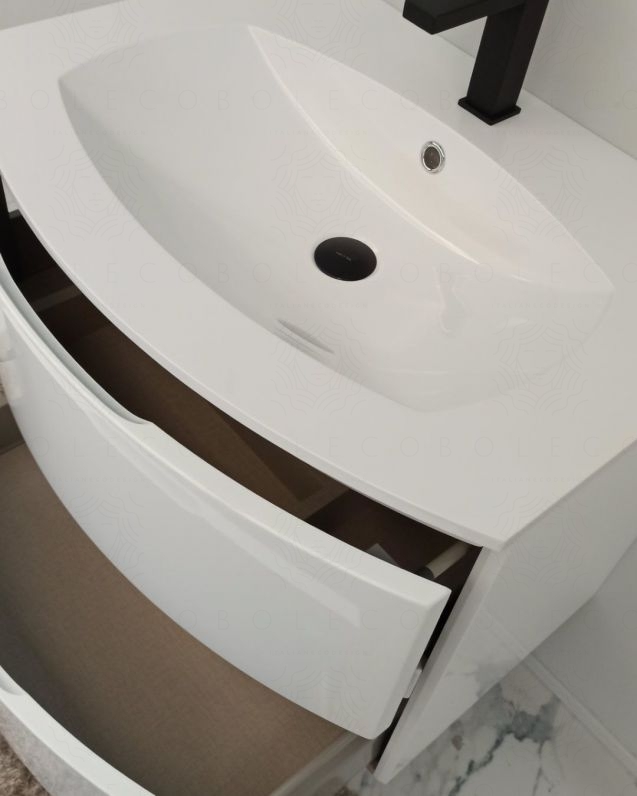 Mobile bagno sospeso 70 cm Greta con lavabo in resina Mobile bagno sospeso 70 cm Greta con lavabo in resina
