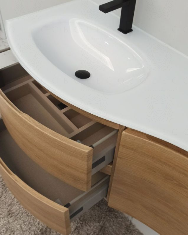 Mobile bagno sospeso curvo 105 cm rovere naturale con lavabo in Mobile bagno sospeso curvo 105 cm rovere naturale con lavabo in