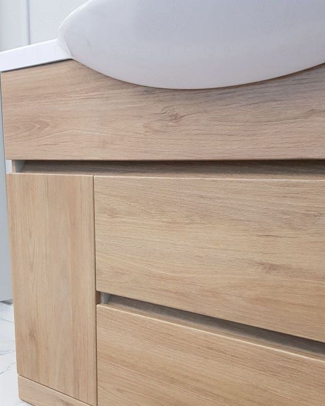 Mobile bagno Silvia 120 cm con lavabo in resina