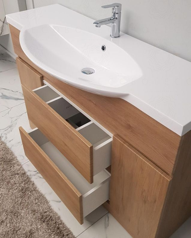 Mobile bagno Silvia 120 cm con lavabo in resina
