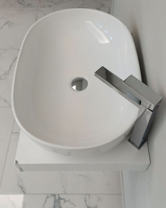 Mensolone bagno cm.60 completo di staffe regolabili e lavabo in Mensolone bagno cm.60 completo di staffe regolabili e lavabo in