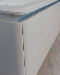 Mobile bagno sospeso 140 cm con cassetti e lavabo in resina -
