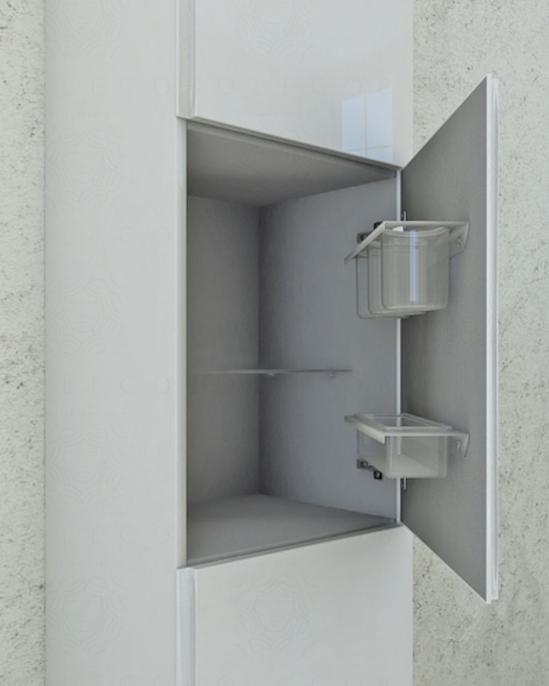 Colonna bagno sospesa cm.45x170 Colonna bagno sospesa cm.45x170