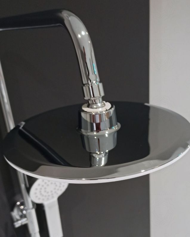 Colonna doccia Gaia termostatica, cromo, completa di soffione e Colonna doccia Gaia termostatica, cromo, completa di soffione e