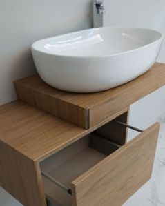 Mensolone bagno da cm.85 a cm.110, completo di staffe
