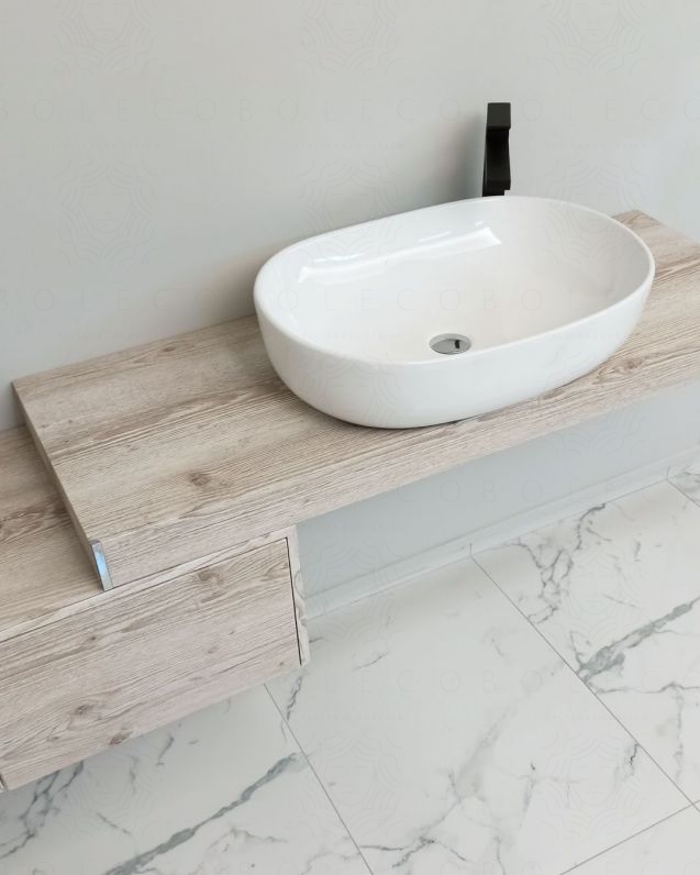 Mensolone bagno da cm.120 a cm.170, completo di staffe Mensolone bagno da cm.120 a cm.170, completo di staffe