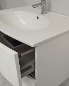 Mobile bagno sospeso Lady, curvo, bianco lucido con lavabo in