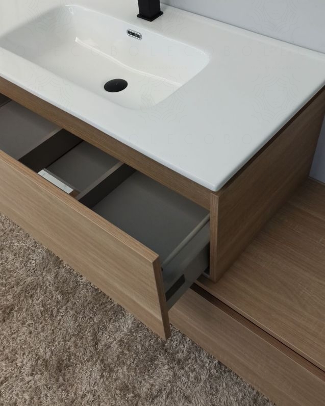 Mobile bagno sospeso Giava con cassettiera, cm.150 e specchio Mobile bagno sospeso Giava con cassettiera, cm.150 e specchio