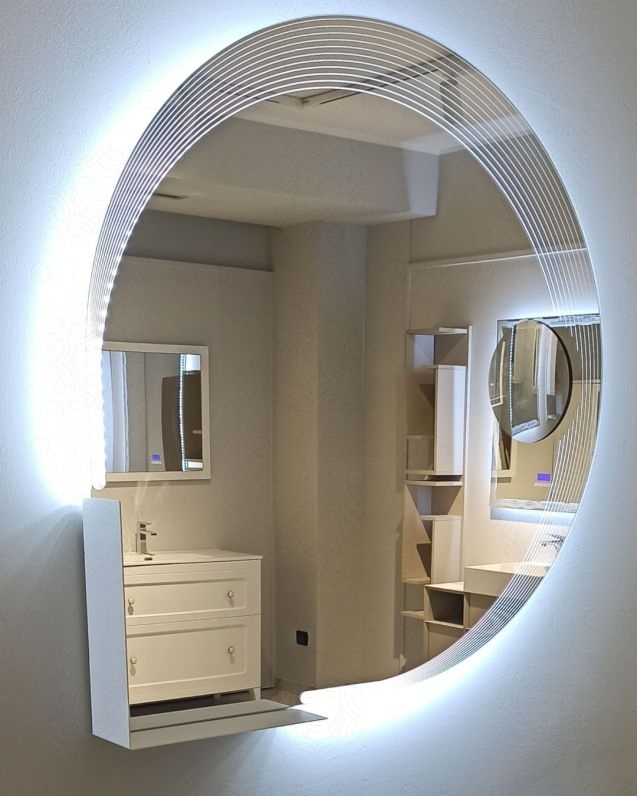 Specchio LED Premium Bianco Caldo 3000K Pronto per Essere Appeso Dimensioni dello Specchio 90x90 cm ARTTOR M1CP-45-90x90 Specchio a Muro Specchio con Illuminazione Specchio per Bagno 